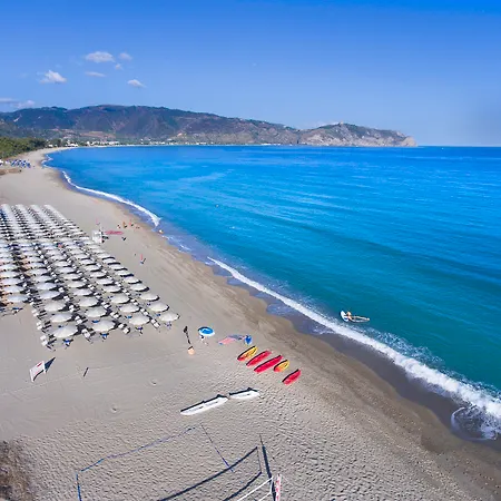 Voi Baia Di Tindari Furnari