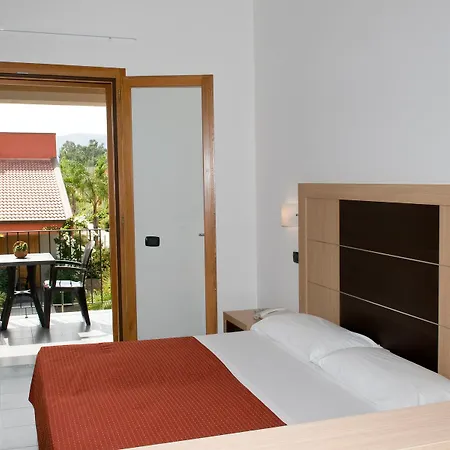 Voi Baia Di Tindari Resort 4*