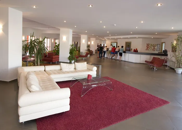 Voi Baia Di Tindari 4* Фурнари