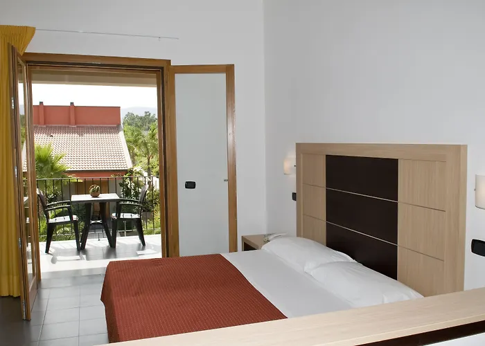 Курортный комплекс Voi Baia Di Tindari Фурнари