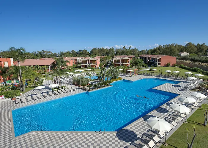 Курортный комплекс Voi Baia Di Tindari 4*