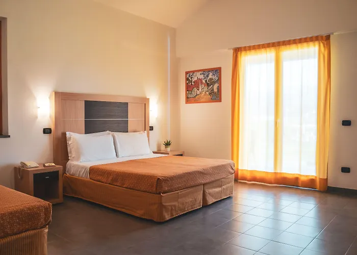 Курортный комплекс Voi Baia Di Tindari 4*